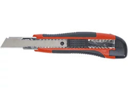 Kések\ollók\favésők\pengék